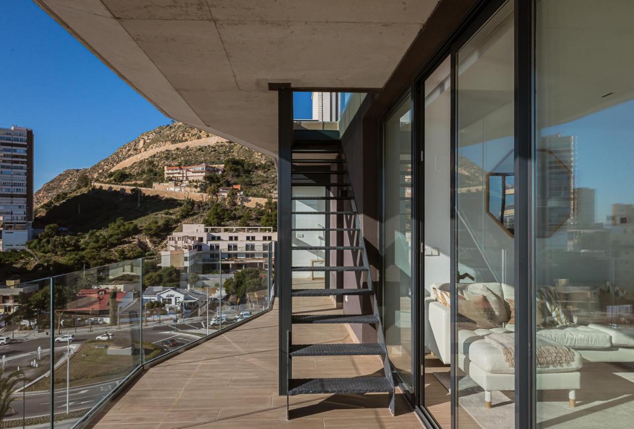 Modern Sea Front Jacuzzi Blue Sky Alicante Exterior foto