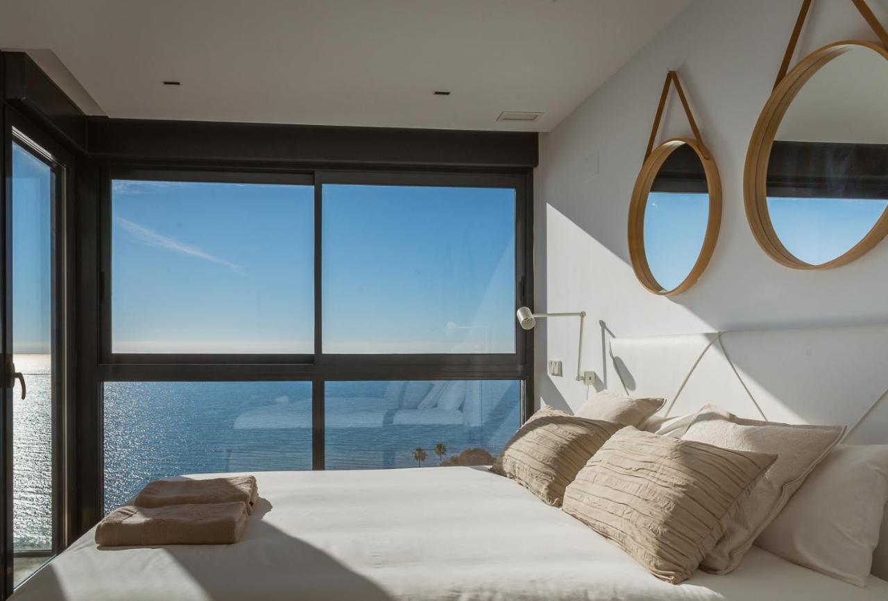 Modern Sea Front Jacuzzi Blue Sky Alicante Exterior foto